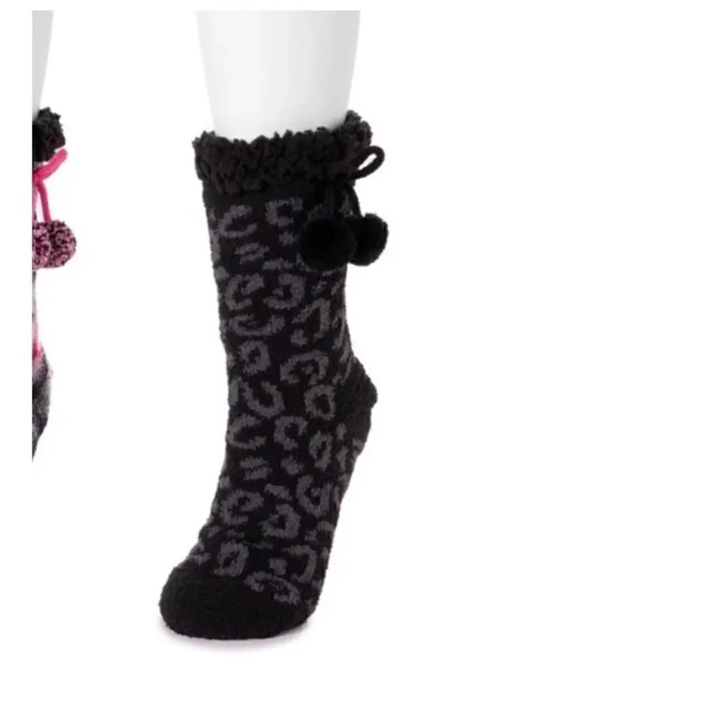 2x betsey johnson footie & calf cabin fur slipper socks nwt L/xl vampire lips